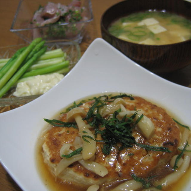お豆腐入り 鶏ハンバーグ☆とろりきのこあんの晩ごはん