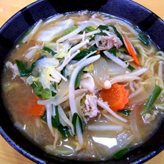 たっぷり野菜の味噌ラーメン
