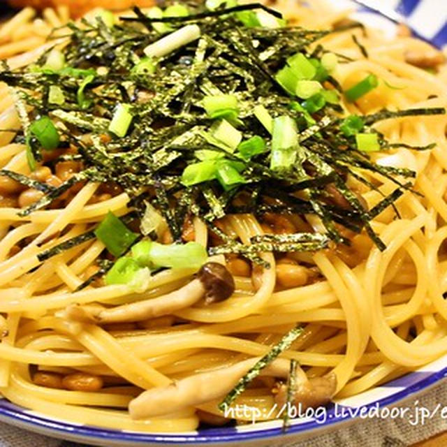 [ヒガシマル　牡蠣だし醤油] きのこと納豆のパスタ　レシピ