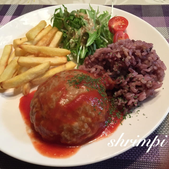 ハンバーグプレート♪とねんりん屋カフェ