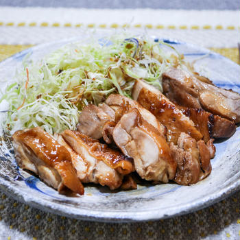 味が染み込んだ しっかり味の「鶏の照り焼き」