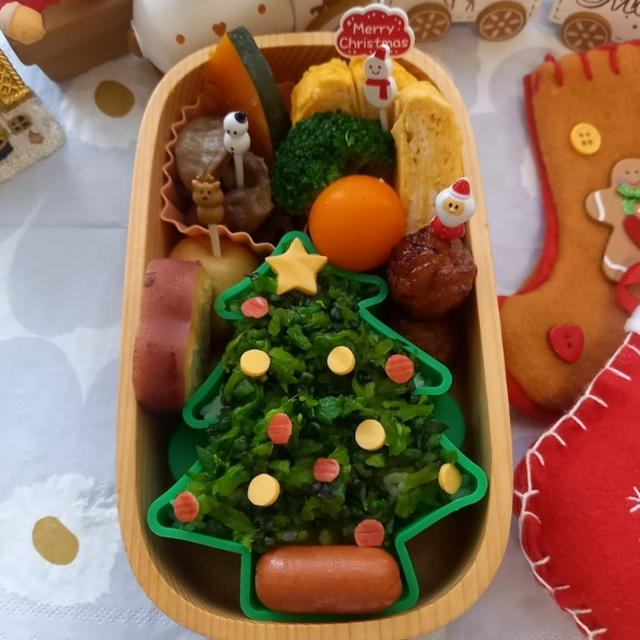 しその実ツリーごはんでクリスマス弁当〖デコ弁〗  #平日お昼ご飯はお弁当or外食
