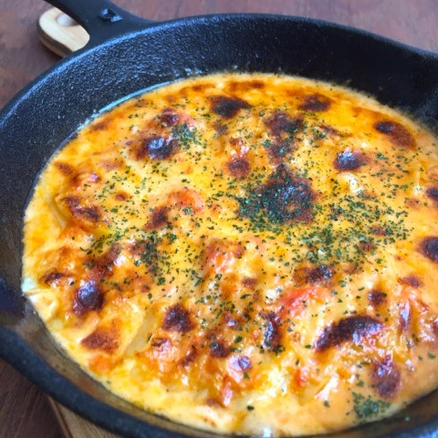パスタソース♡紅ズワイガニのトマトクリームソース でポテトグリル焼き♪