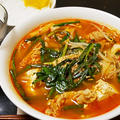 【豚肉のキムチ汁】ガッツリしていながらシャバッとしたラーメン的な汁