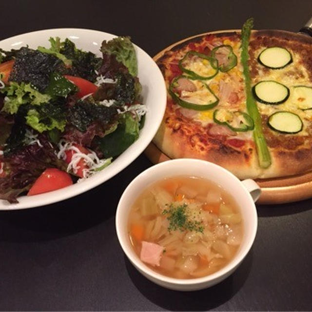 今日の晩ごはん☆おうちピザ