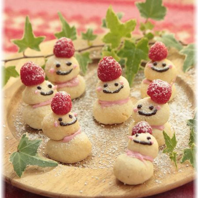 おから　の　雪だるまクッキー。