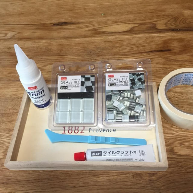 100均のガラスタイルで可愛いカフェトレイ作り（作り方あり）