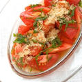 鰹の旨みで和食に合う〜トマトと青じそのおかかサラダ。