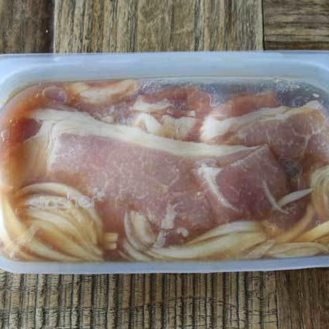 下味冷凍で平日がラクに！薄切り豚ロース肉の生姜焼きレシピ