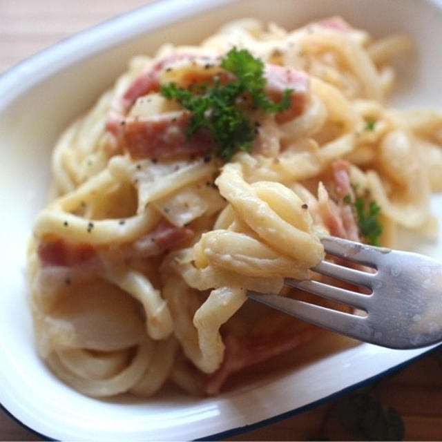 ＊レンジde☆ベーコンと玉ねぎの味噌クリームうどん＊