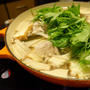 【レシピ】 豚肉のハリハリ鍋 水菜のシャキシャキ感が癖になる定番鍋