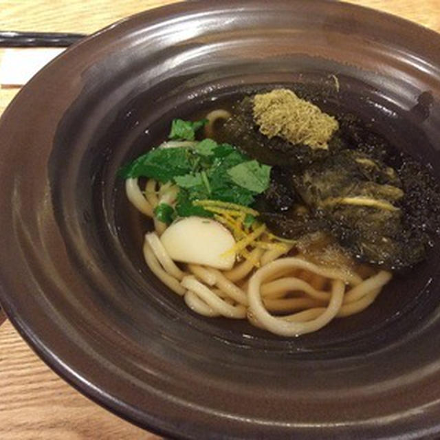 朝ごはんに昆布うどん