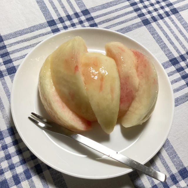 桃の季節だ