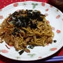 虹と、かさまし焼きそば