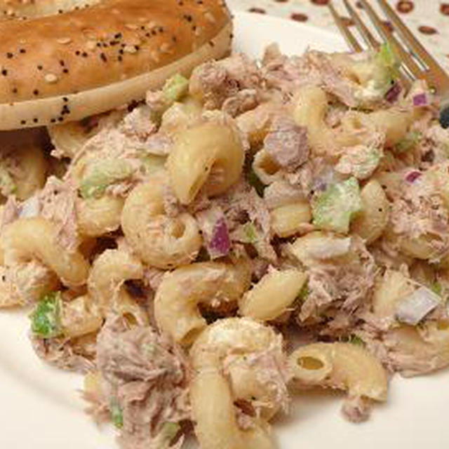 サリーのマカロニツナサラダ　Sally's Macaroni & Tuna Salad