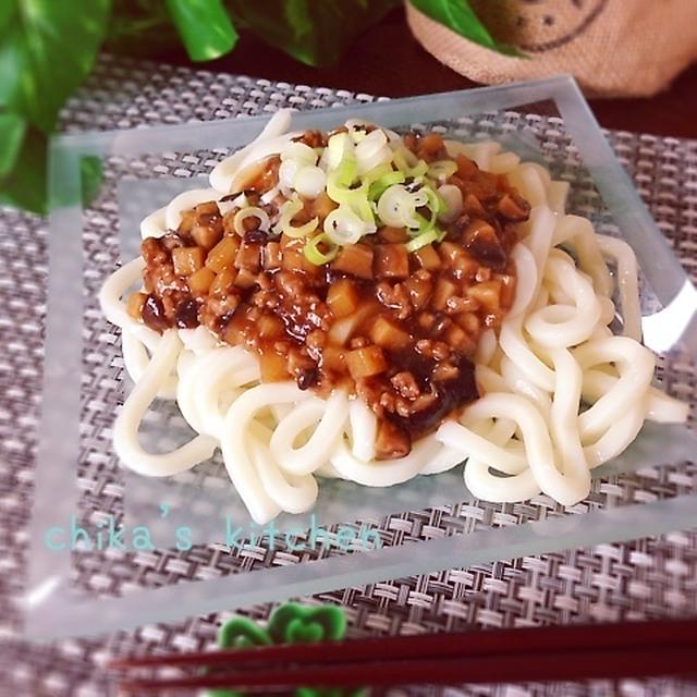 胃袋わし掴み⁈あると便利なジャージャー麺風ピリ辛肉味噌♡