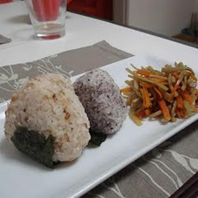 おにぎりのランチ（Lunch Rice Balls）