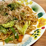 ジメジメして気怠いですが…  ソース焼きそば焼きました！