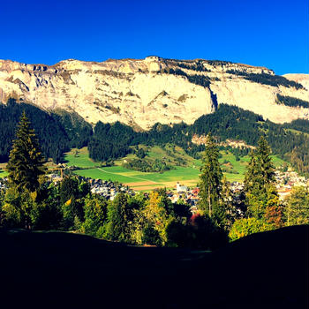 スイスのお山のお洒落な、ロマンチックホテル。