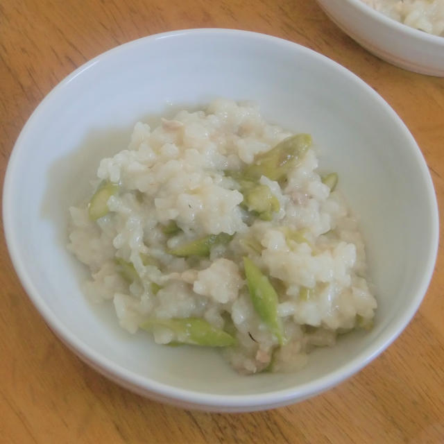 水不足が心配です　　アスパラガスと豚肉のリゾット