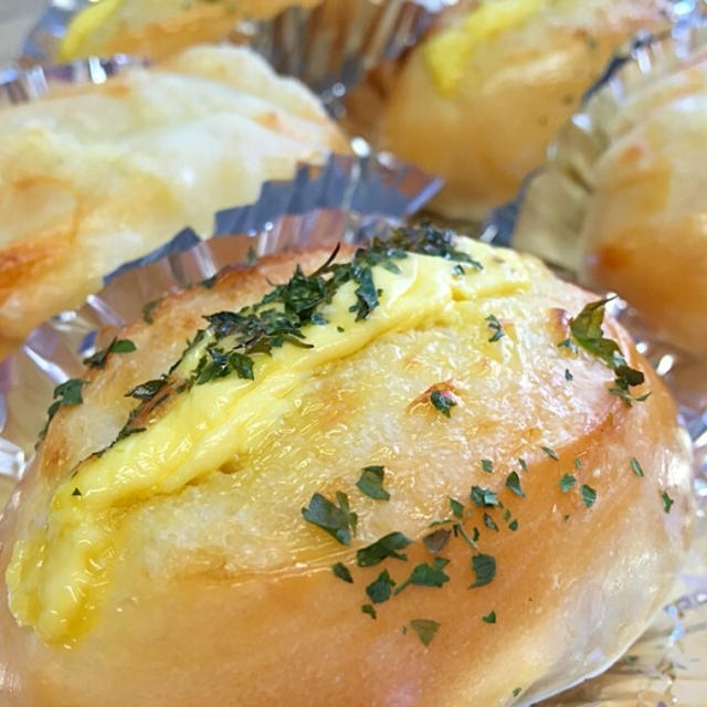 もちもちな味わいが嬉しい「マヨネーズ＆チーズクッペパン」悩みも解決しましょう♪