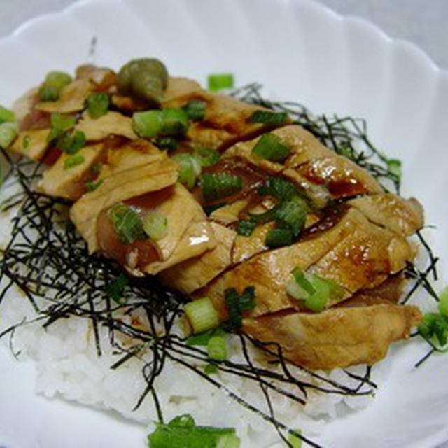 まぐろのレアステーキ丼