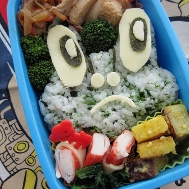 ケロマツのお弁当（キャラ弁）（幼稚園）・キャラチョコケーキに挑戦