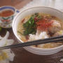 鶏団子の薬膳風フォー
