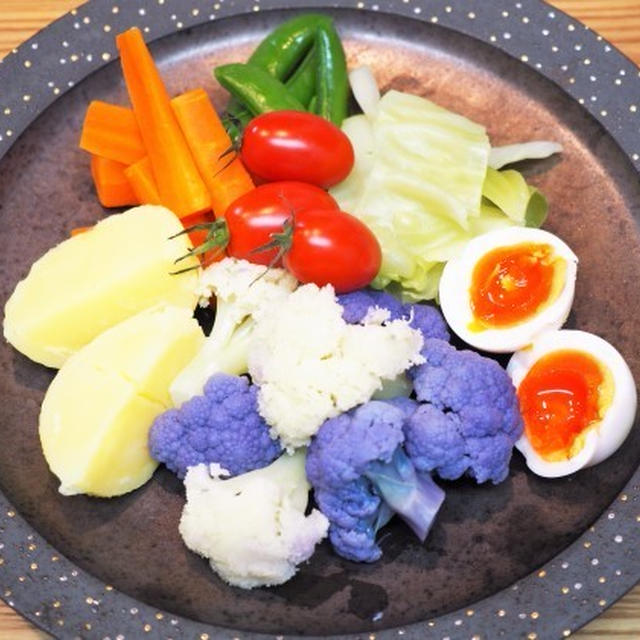 カラフル茹で野菜サラダ