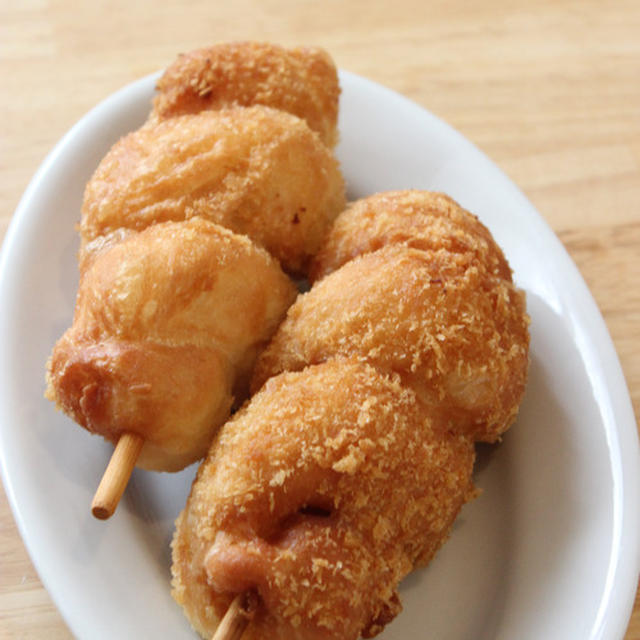 【　ウインナー揚げパンと夏野菜チーズパン　】