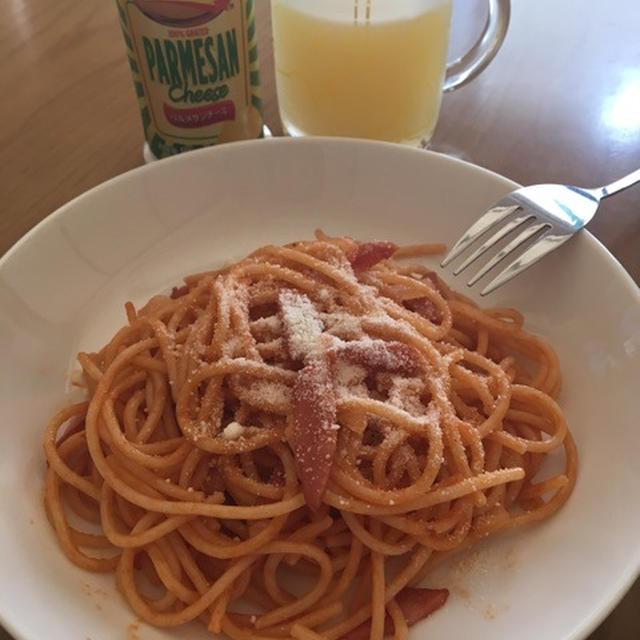 チビッコの昼ご飯♡ナポリタン 笑笑