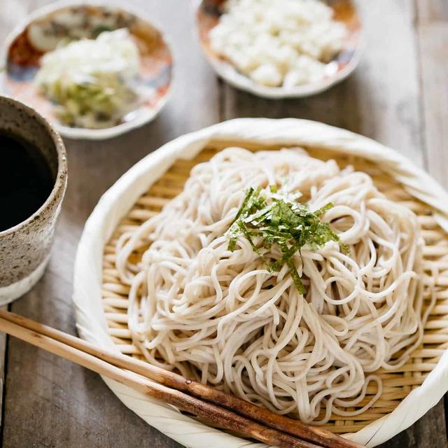 Zaru Soba ざる蕎麦 (Cold Soba Noodles)
