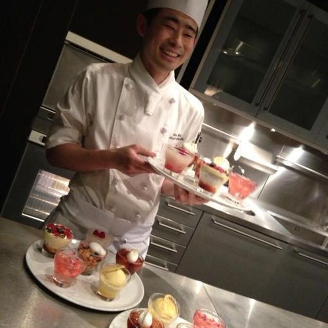 祝10年★フレンチキッチン②★世界一に輝いた実力者 岡崎パティシエの初夏新作デザート