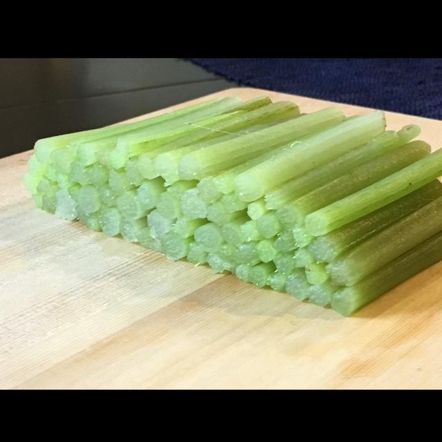 アメリカで和食作り　ふきとタケノコのばら寿司