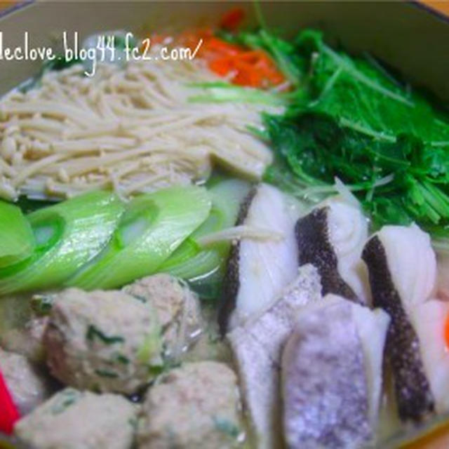 肉団子＆タラのお鍋！〆はカレーリゾットよ～！