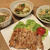 鶏もも肉のガーリック焼きで野菜たっぷりの晩ごはん
