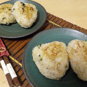 青さのり入り玄米焼きおにぎり・レンジメート600W２分＋２分