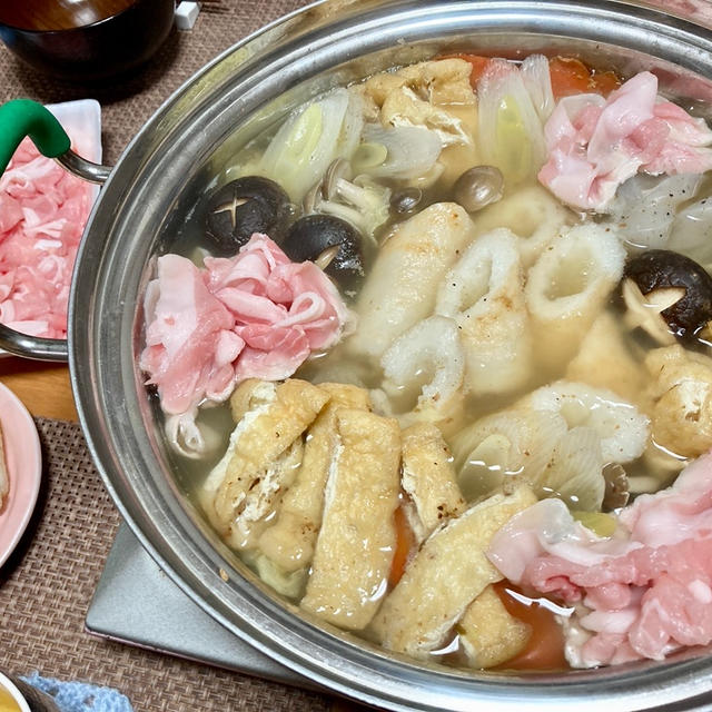 【平日も鍋】しゃぶしゃぶ風のきりたんぽ鍋はオールインワンで簡単！