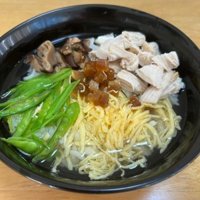 朝ごはんに奄美の「鶏飯」