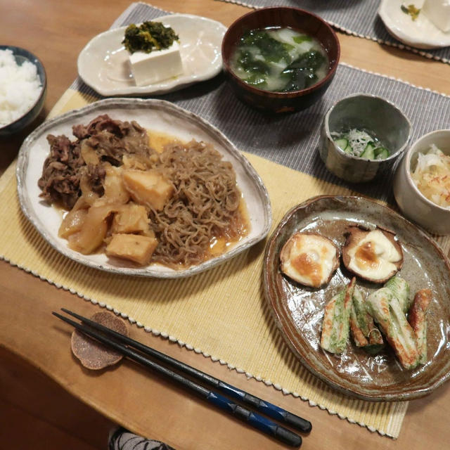 肉じゃが＆ちょこちょこっと晩ご飯　と　ギョリュウバイの花♪