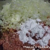 *ﾙｸｴ　de 肉団子　～ﾊﾞｰﾆｬｶｳﾀﾞ味～*