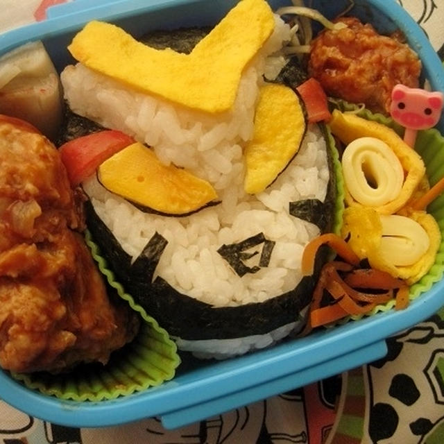 ウルトラマンビクトリー弁当（キャラ弁）（幼稚園）