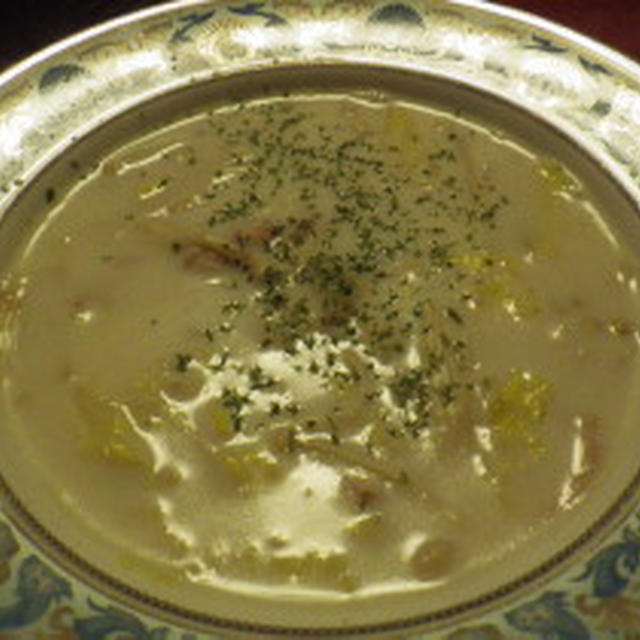 白菜・ハム・えのきのミルクスープ　ちょいと洋風バージョンで