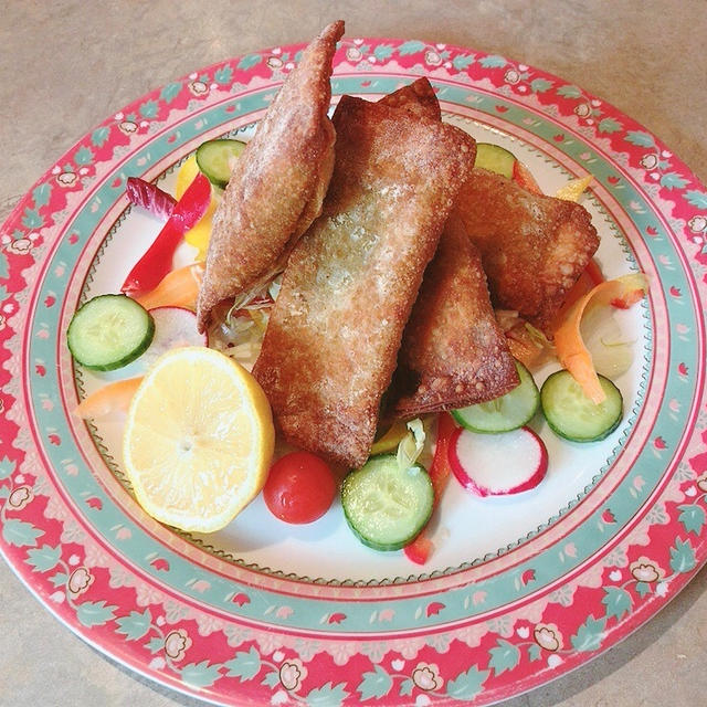 サモサ　samosas 其れとも　カレーパン