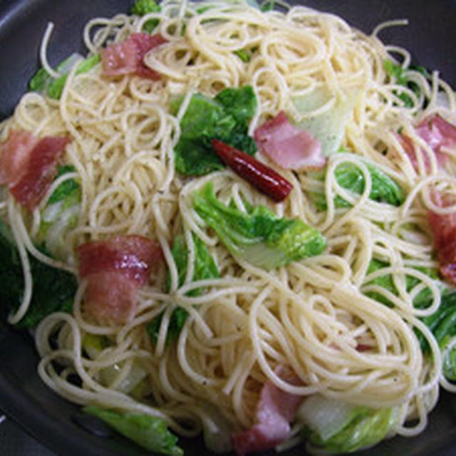 白菜とベーコンのパスタ