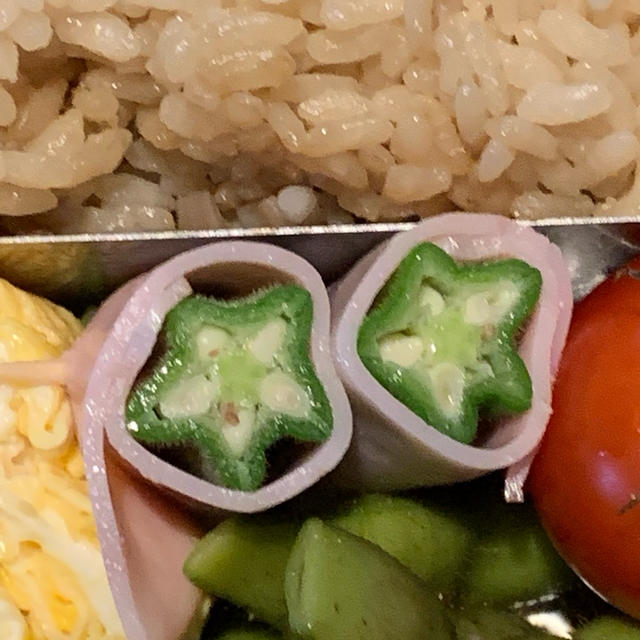 お弁当の隙間埋めに、ハム巻きオクラ