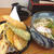 揚げたての天ぷらうどん。テレビに出たジェラートを食す。まぶしいきなこ。