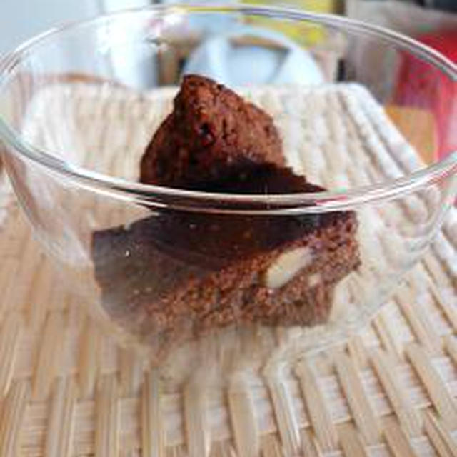 卵もバターも使わない　ローカロリーのブラウニー