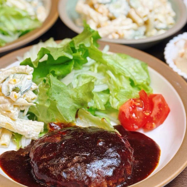 ひと口で感動…！とろけるデミソース×肉汁じゅわ～♡ リピ確定！至福のハンバーグ！