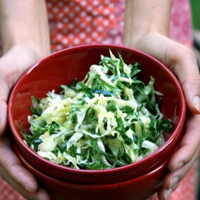 Collard Greens Mustard Coleslawコラードグリーンのマスタード味コールスロー